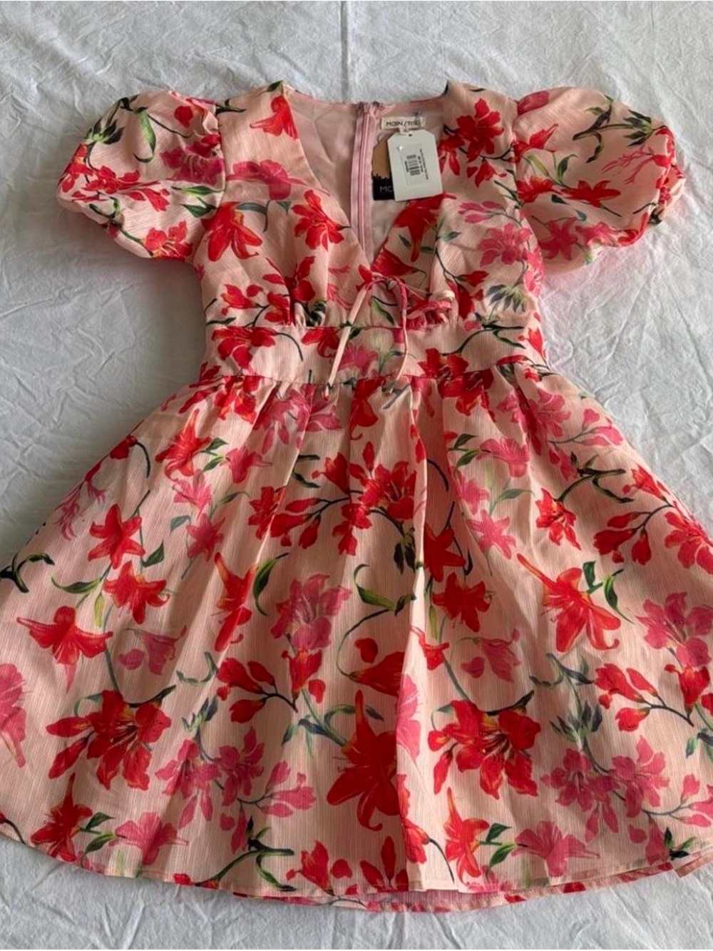 Main Strip Pink Floral Puff-Sleeve Mini Dress